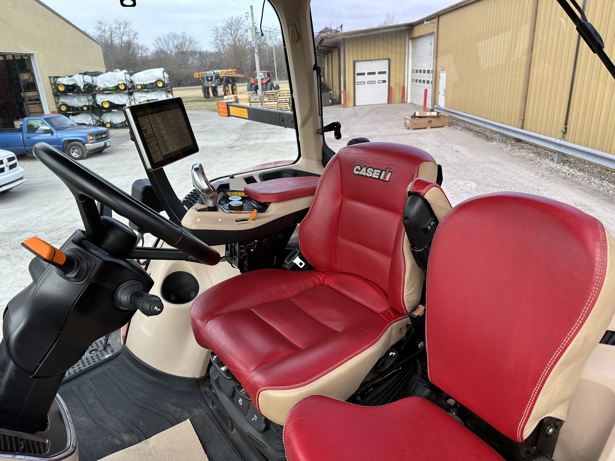 2022 Case IH Magnum 340 AFS Image 9