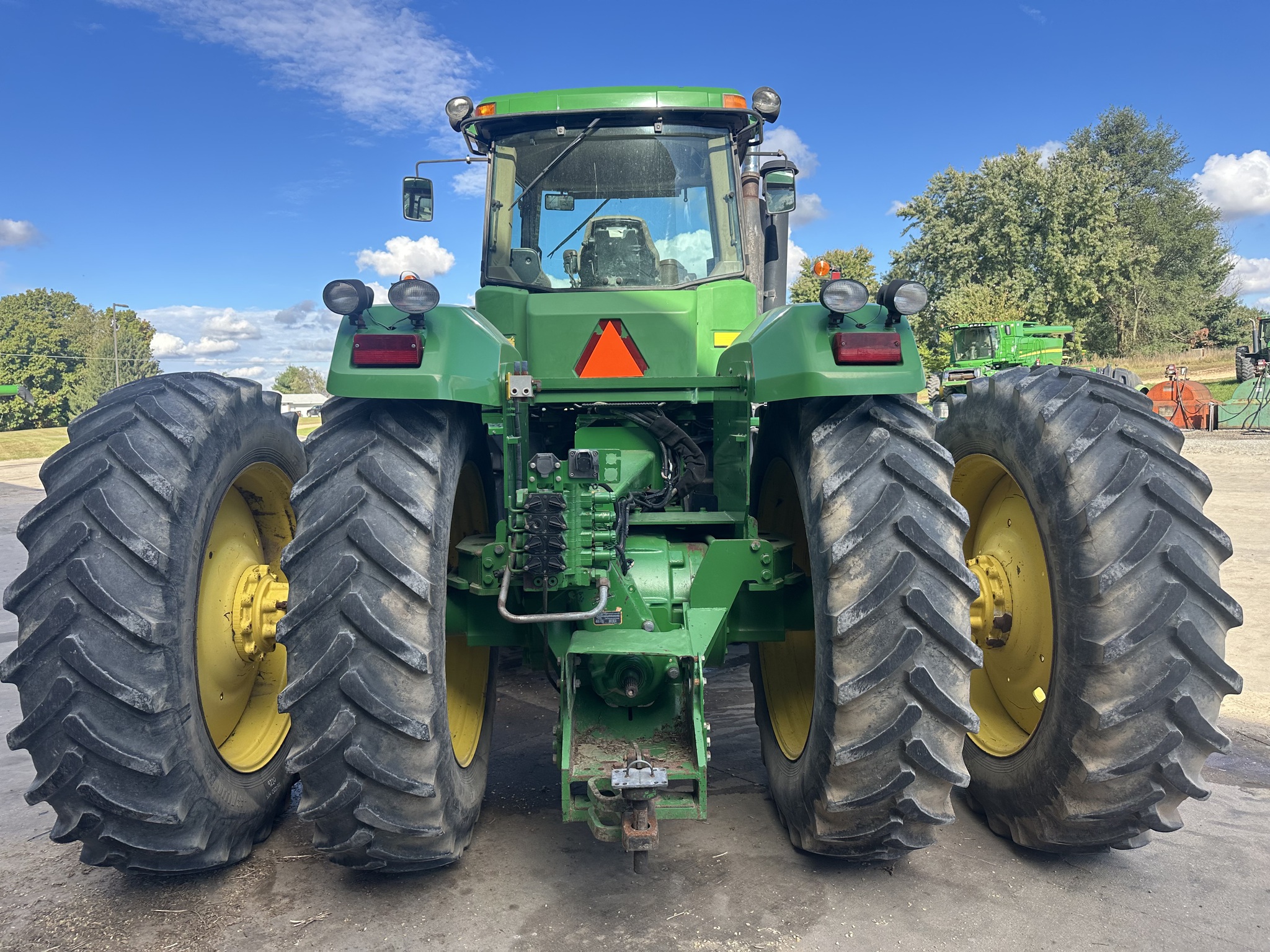 2004 John Deere 9220 Image 9