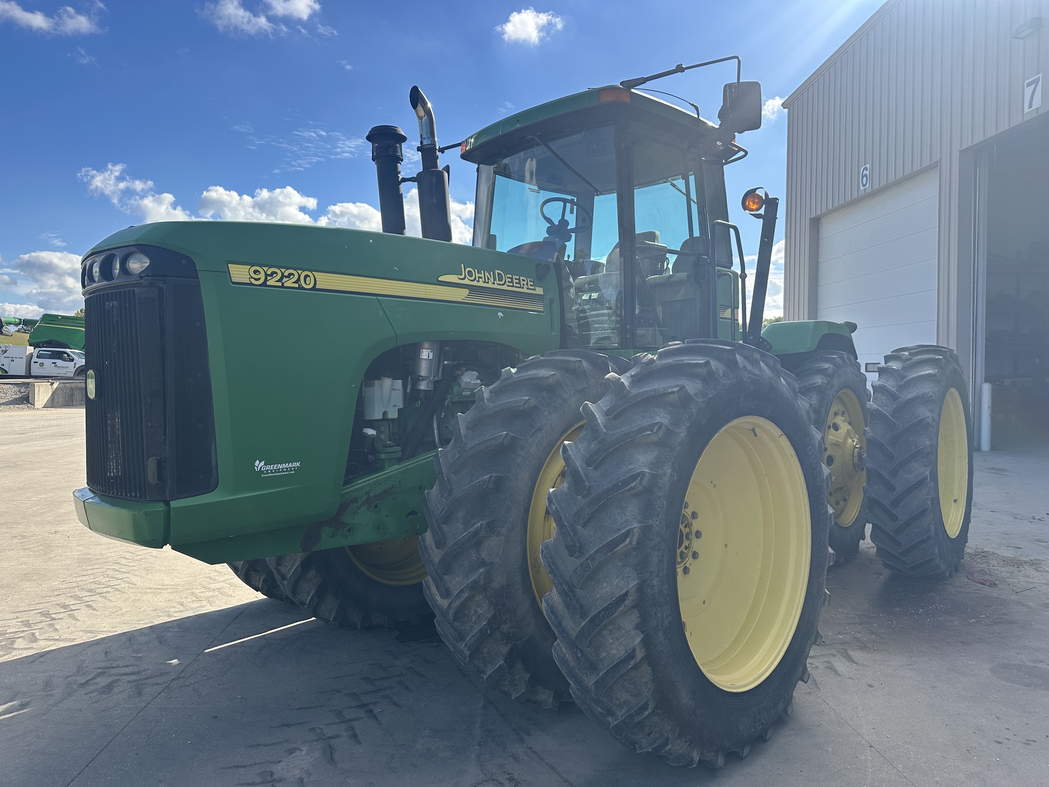 2004 John Deere 9220 Image 7
