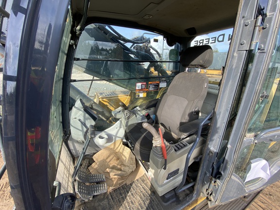 2012 John Deere 470G LC