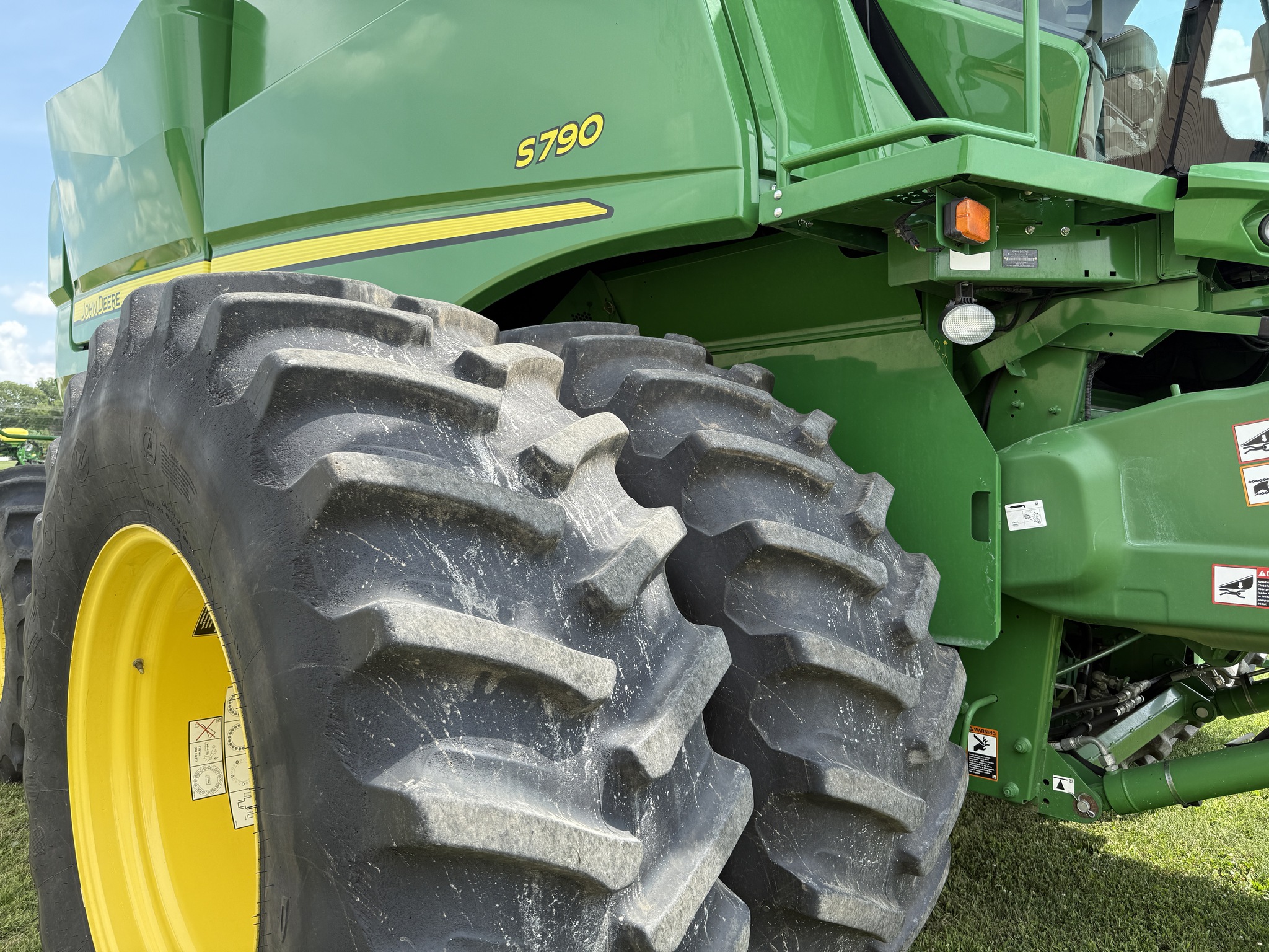 2021 John Deere S790 Image 9