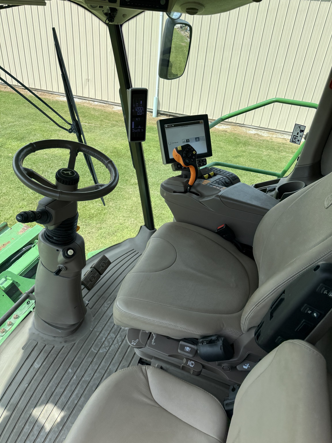 2021 John Deere S790 Image 18