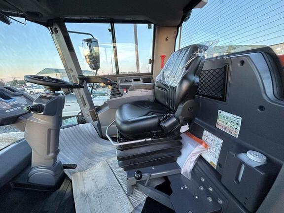 2024 Hamm HC120I