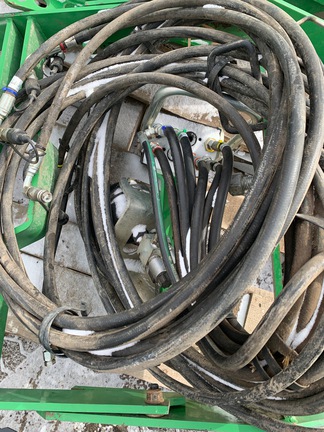 Used 2022 John Deere 8R MY20 & NEWER Tractor Loaders at Horizon Ag & Turf in Lloydminster, AB - Photo3