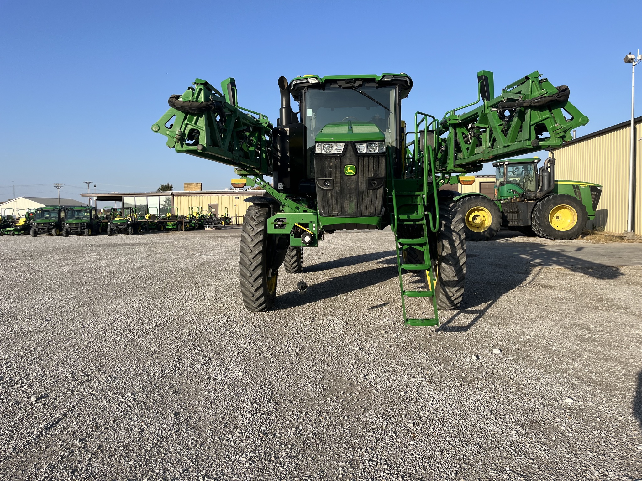  2023 John Deere 410R at Heritage Tractor in Nevada, MO
