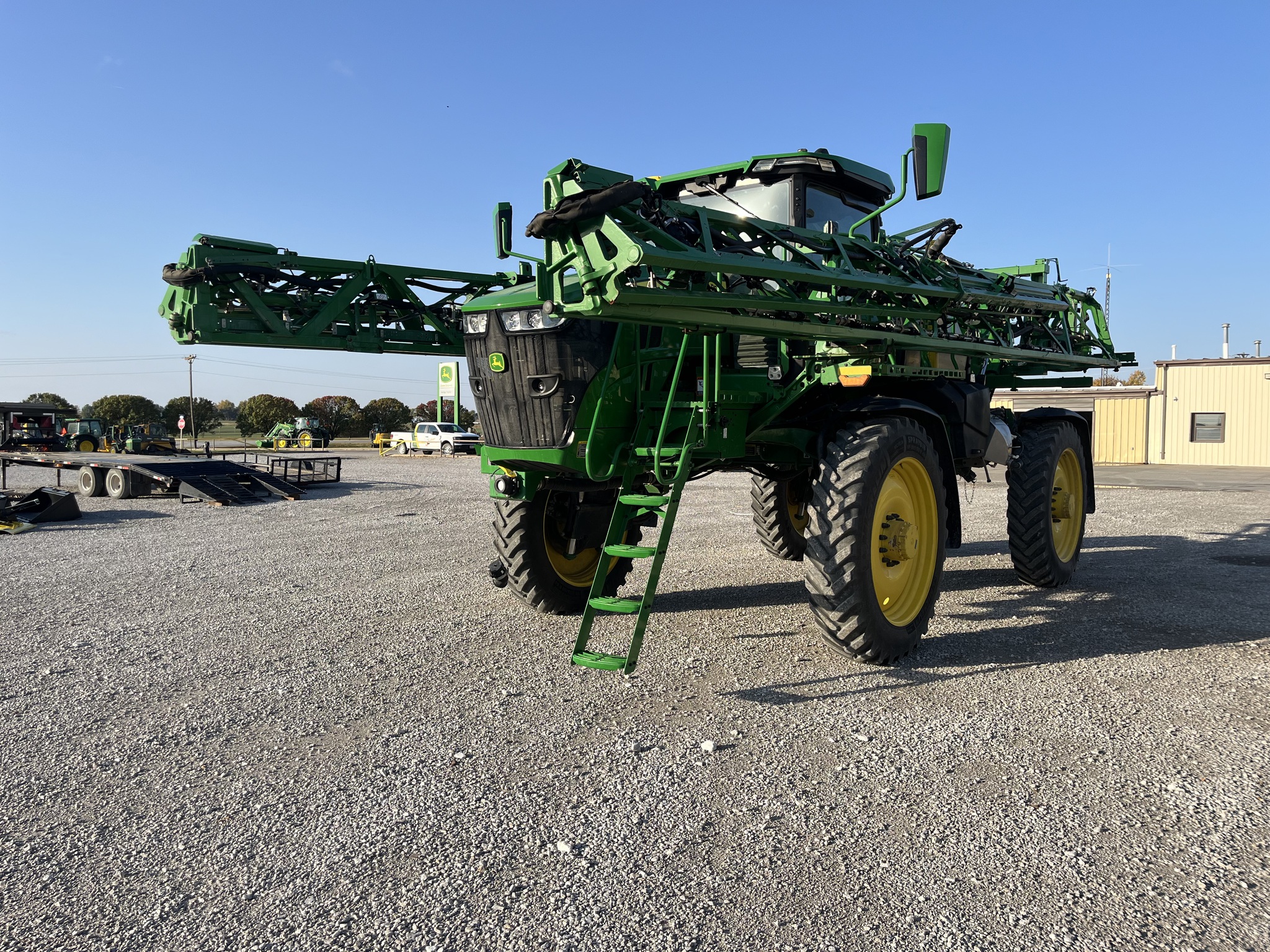  2023 John Deere 410R at Heritage Tractor in Nevada, MO