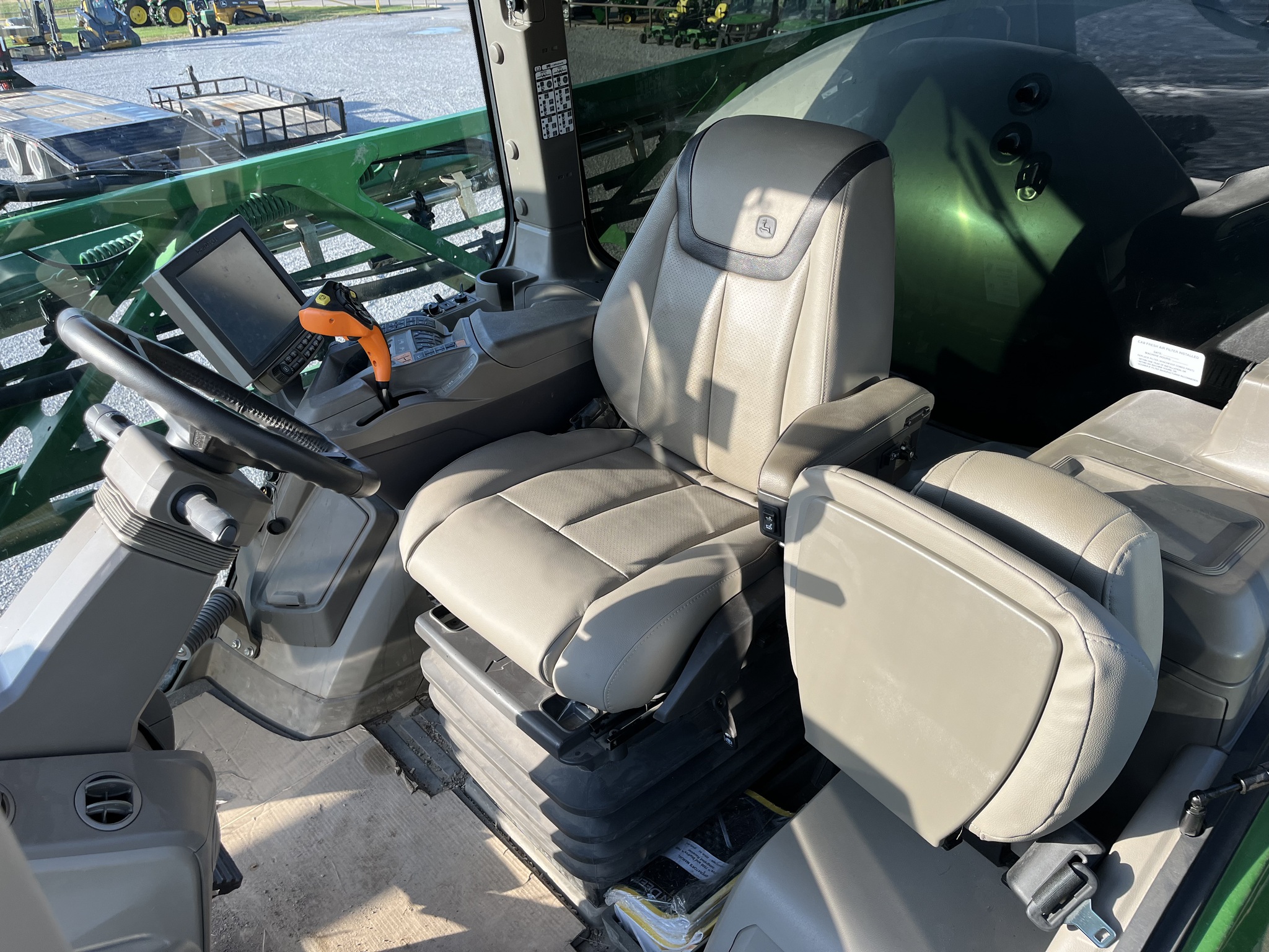  2023 John Deere 410R at Heritage Tractor in Nevada, MO