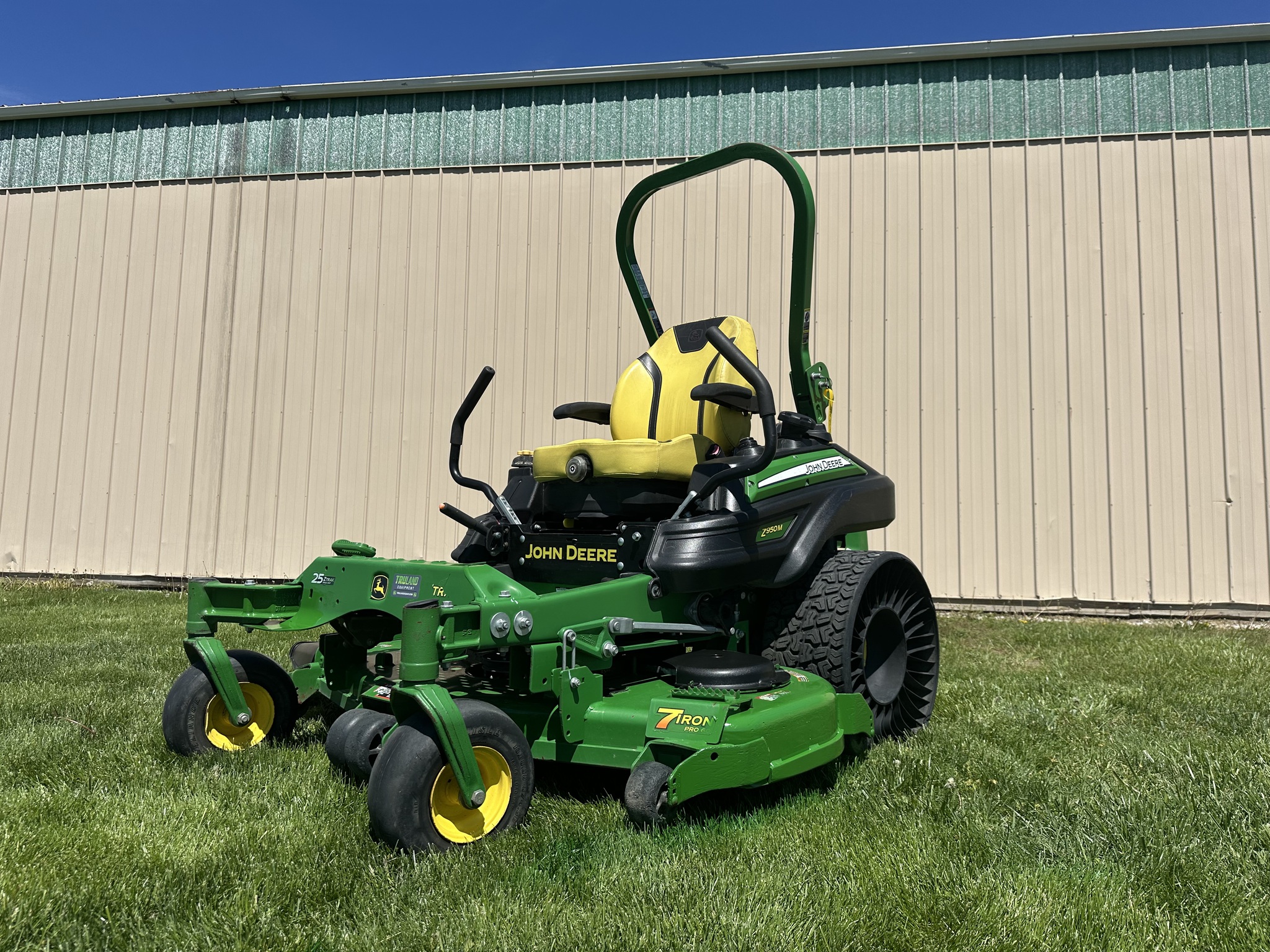 2022 John Deere Z950M Image 9