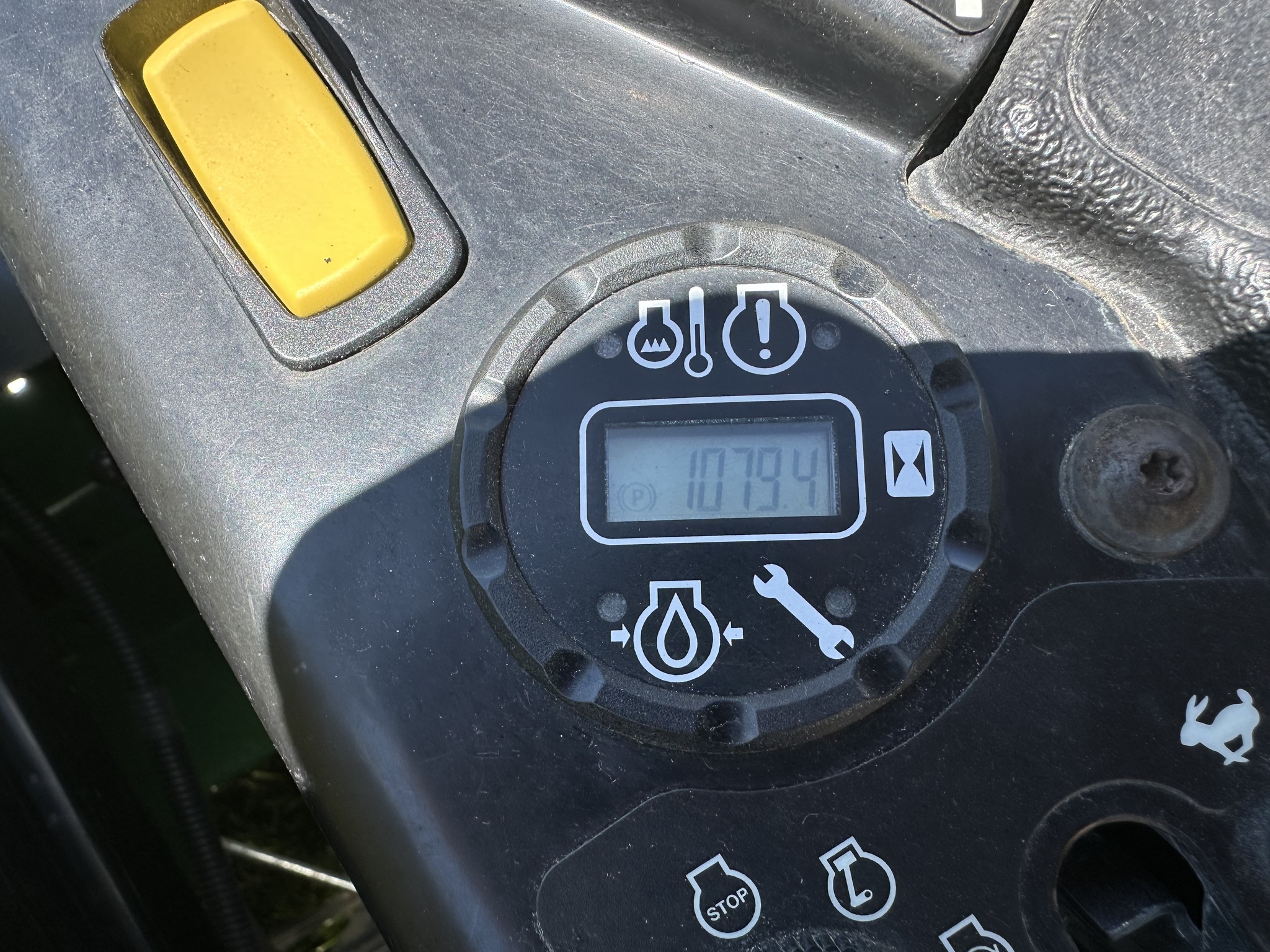 2022 John Deere Z950M Image 11