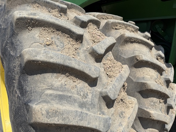 2014 John Deere S690 - Photo11