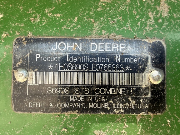 2014 John Deere S690 - Photo19