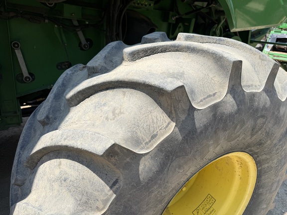 2014 John Deere S690 - Photo12