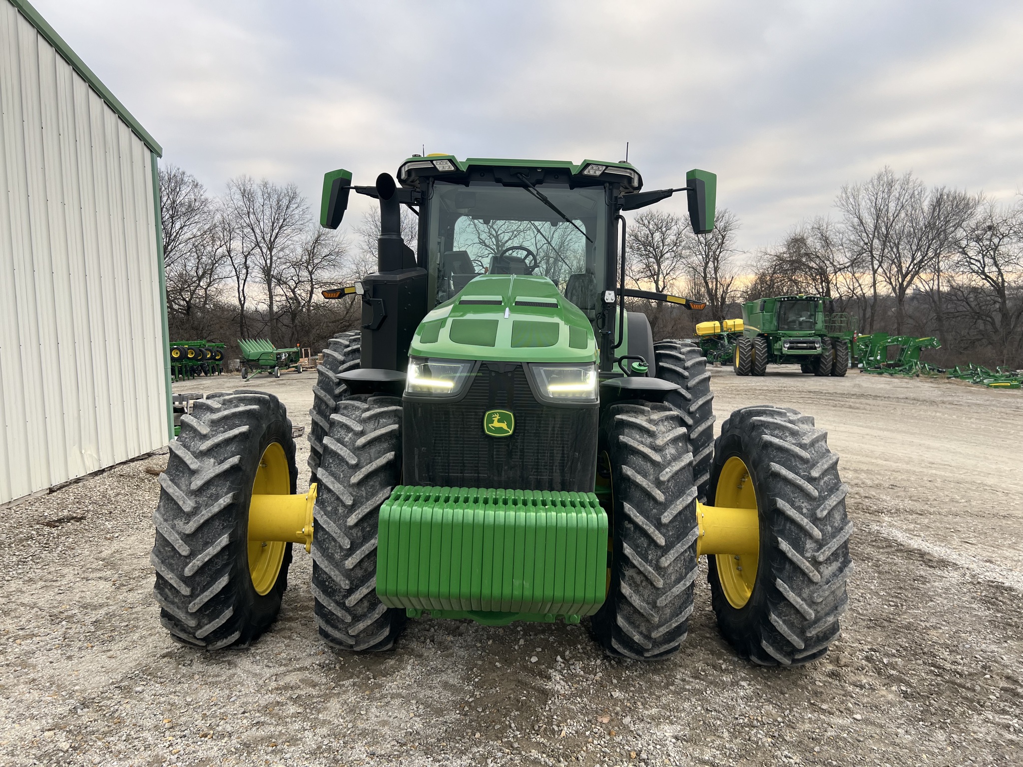  2021 John Deere 8R 370 at Heritage Tractor in Baldwin City, KS