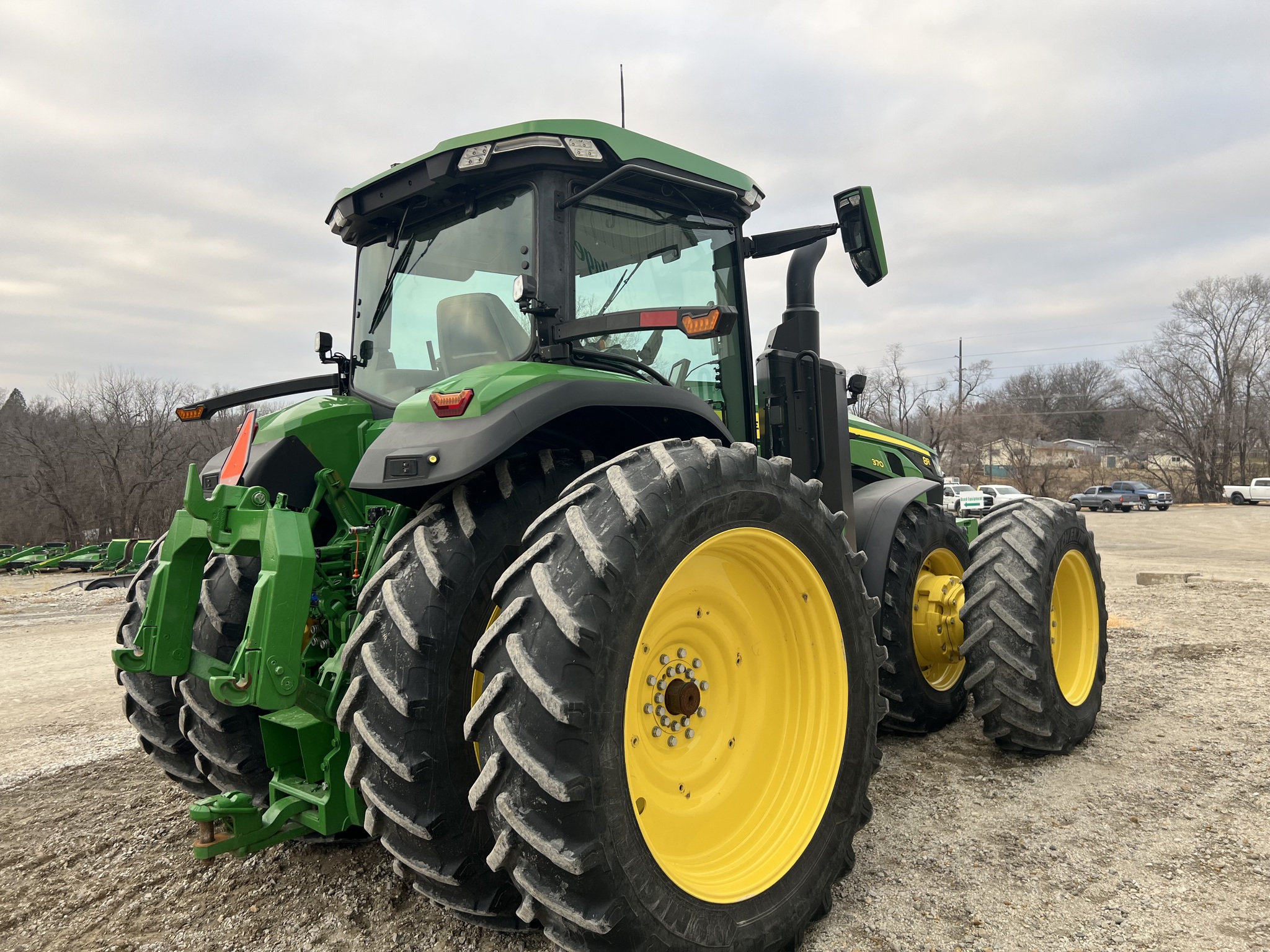  2021 John Deere 8R 370 at Heritage Tractor in Baldwin City, KS