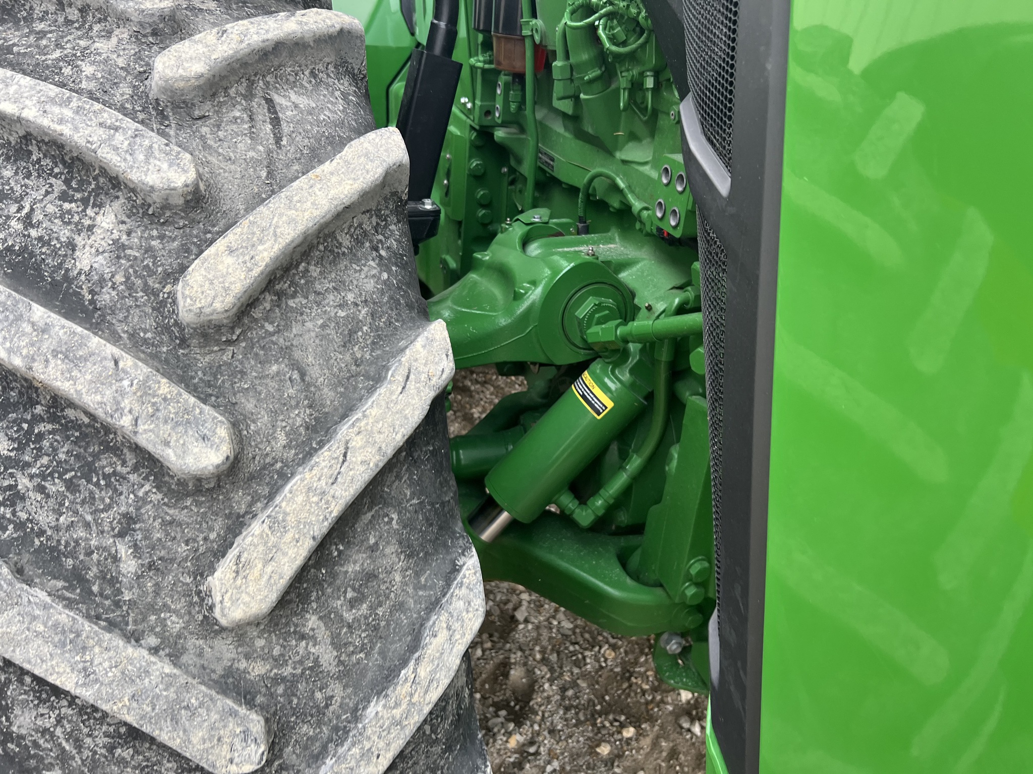 2021 John Deere 8R 370 at Heritage Tractor in Baldwin City, KS