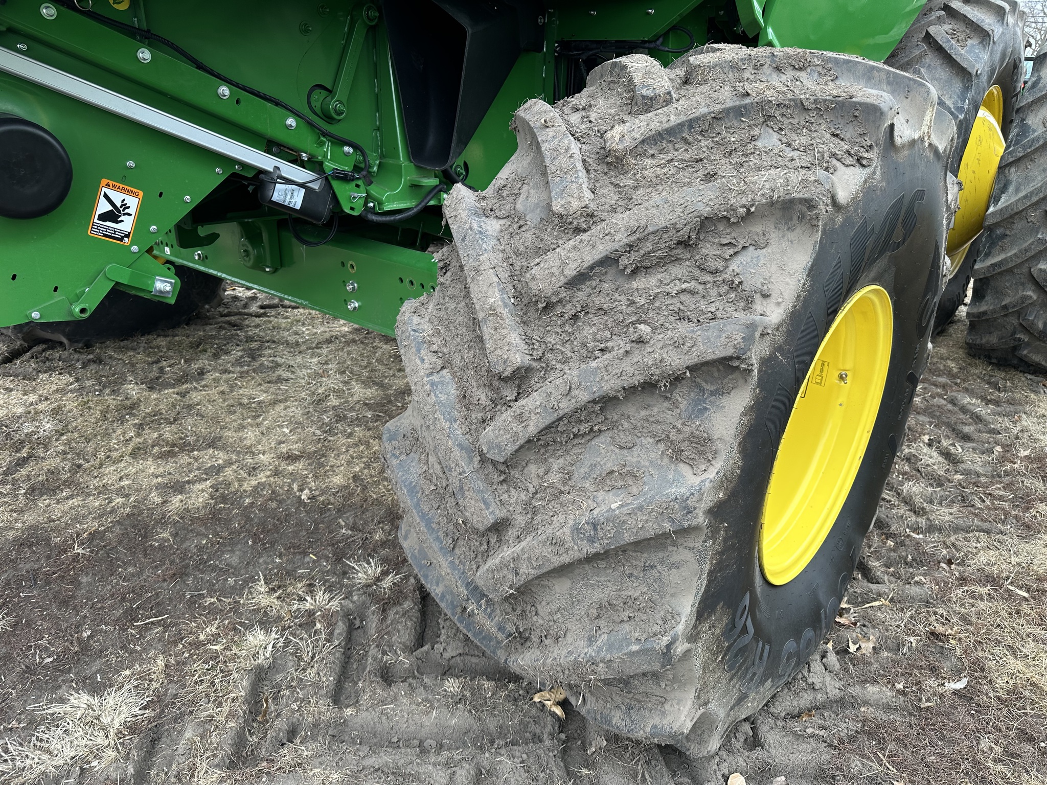  2024 John Deere S780 at Heritage Tractor in Monmouth, IL