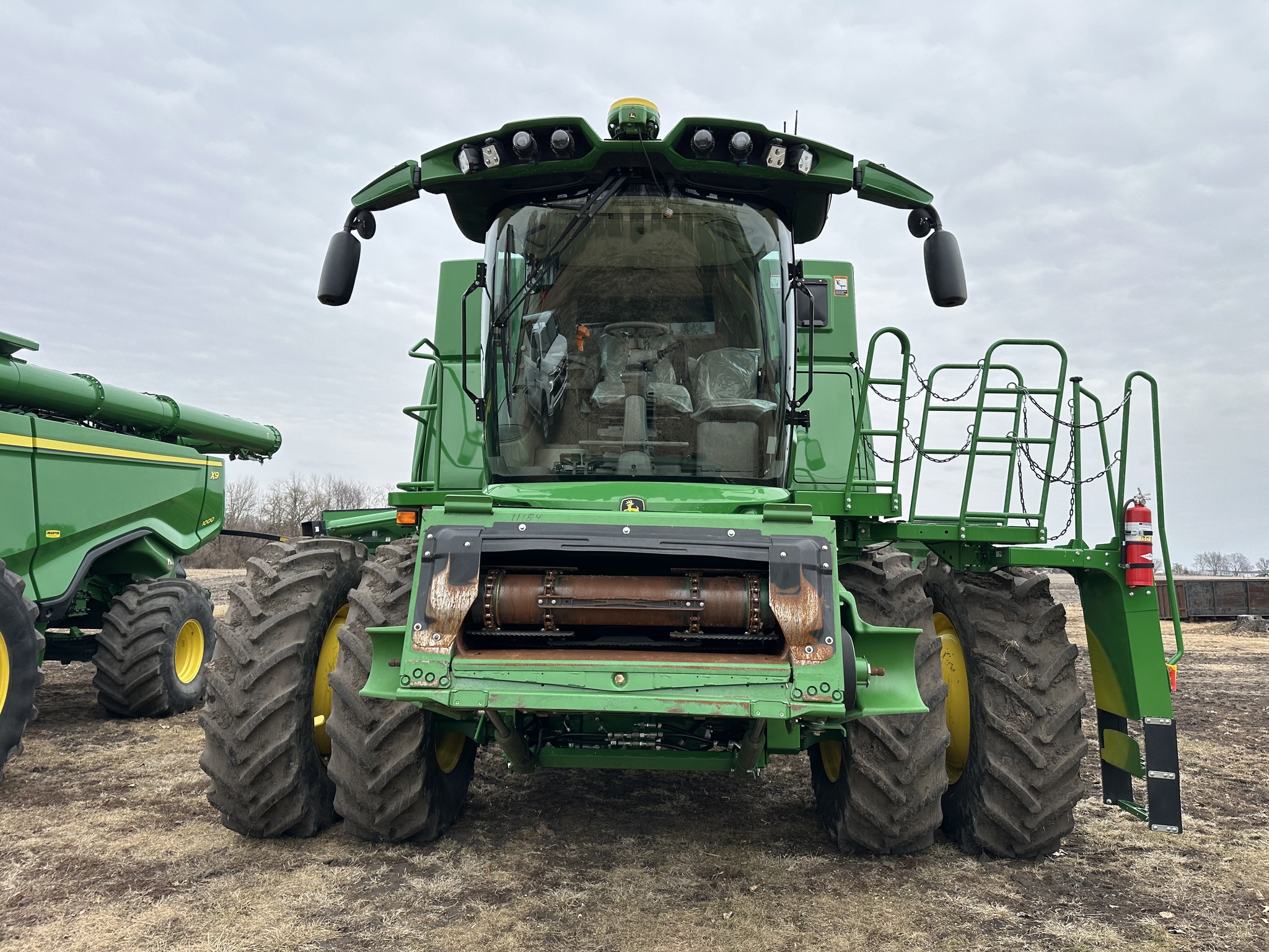  2024 John Deere S780 at Heritage Tractor in Monmouth, IL