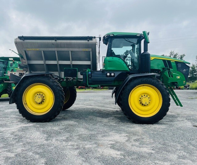 2022 John Deere 600R Image 2