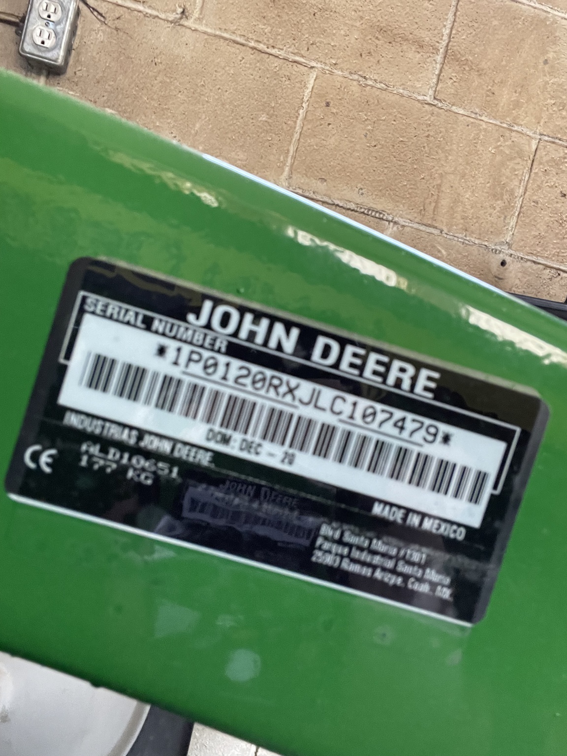 2021 John Deere 1025R Image 10