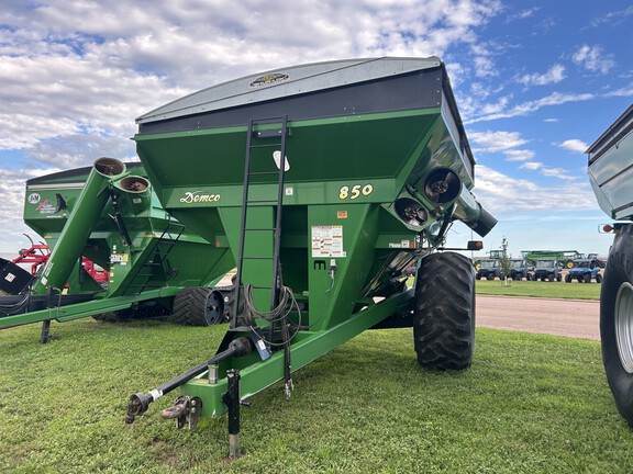 2008 Demco 850 (2nd thumbnail)