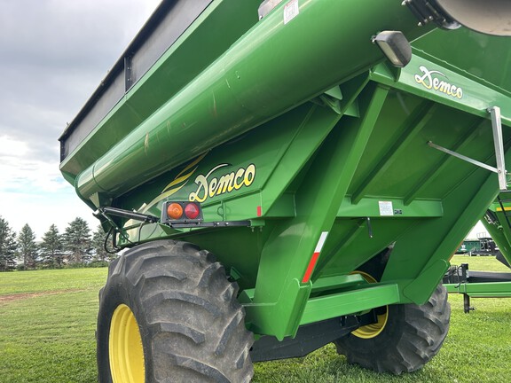 2008 Demco 850 (3rd thumbnail)