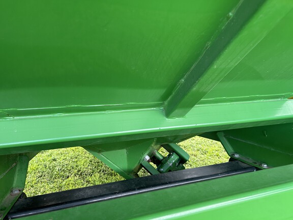 2008 Demco 850 (12th thumbnail)