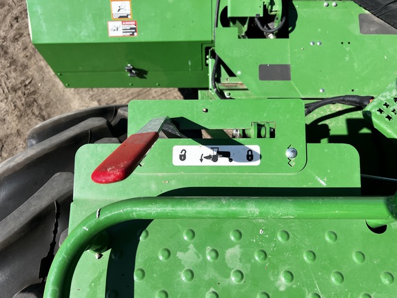 2023 John Deere W235 - Photo37