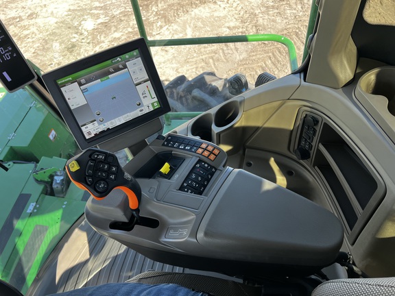 2023 John Deere W235 - Photo40