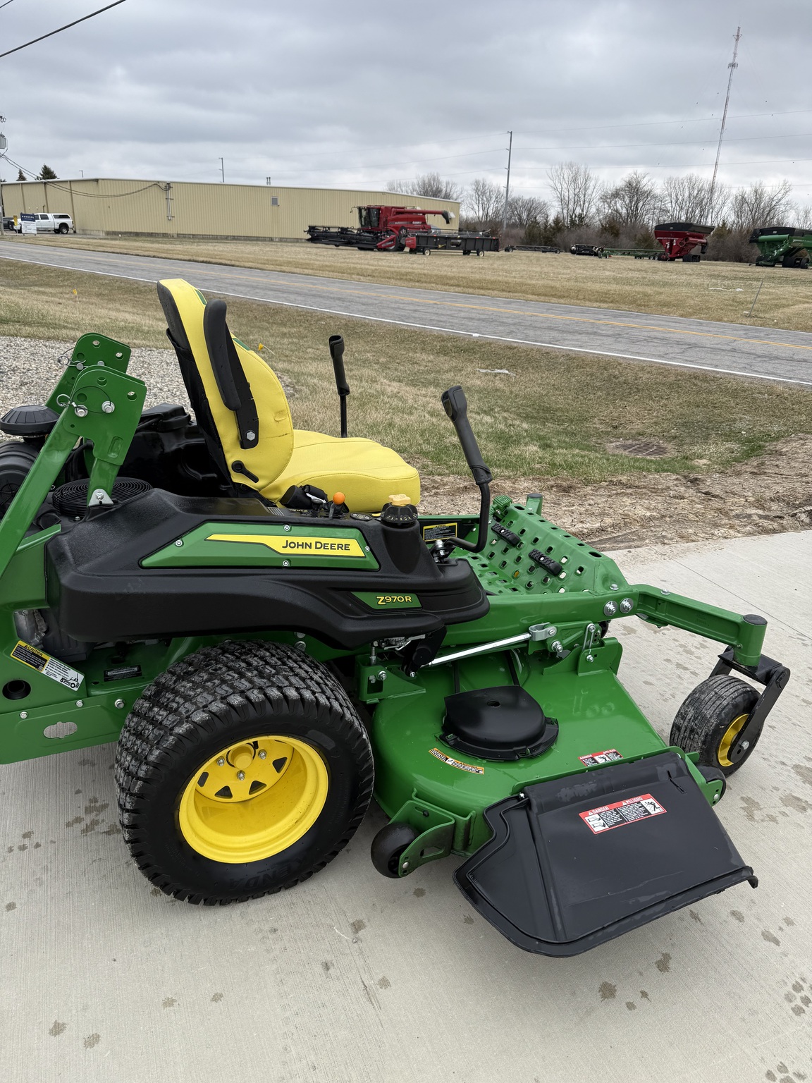 2023 John Deere Z970R Image 4