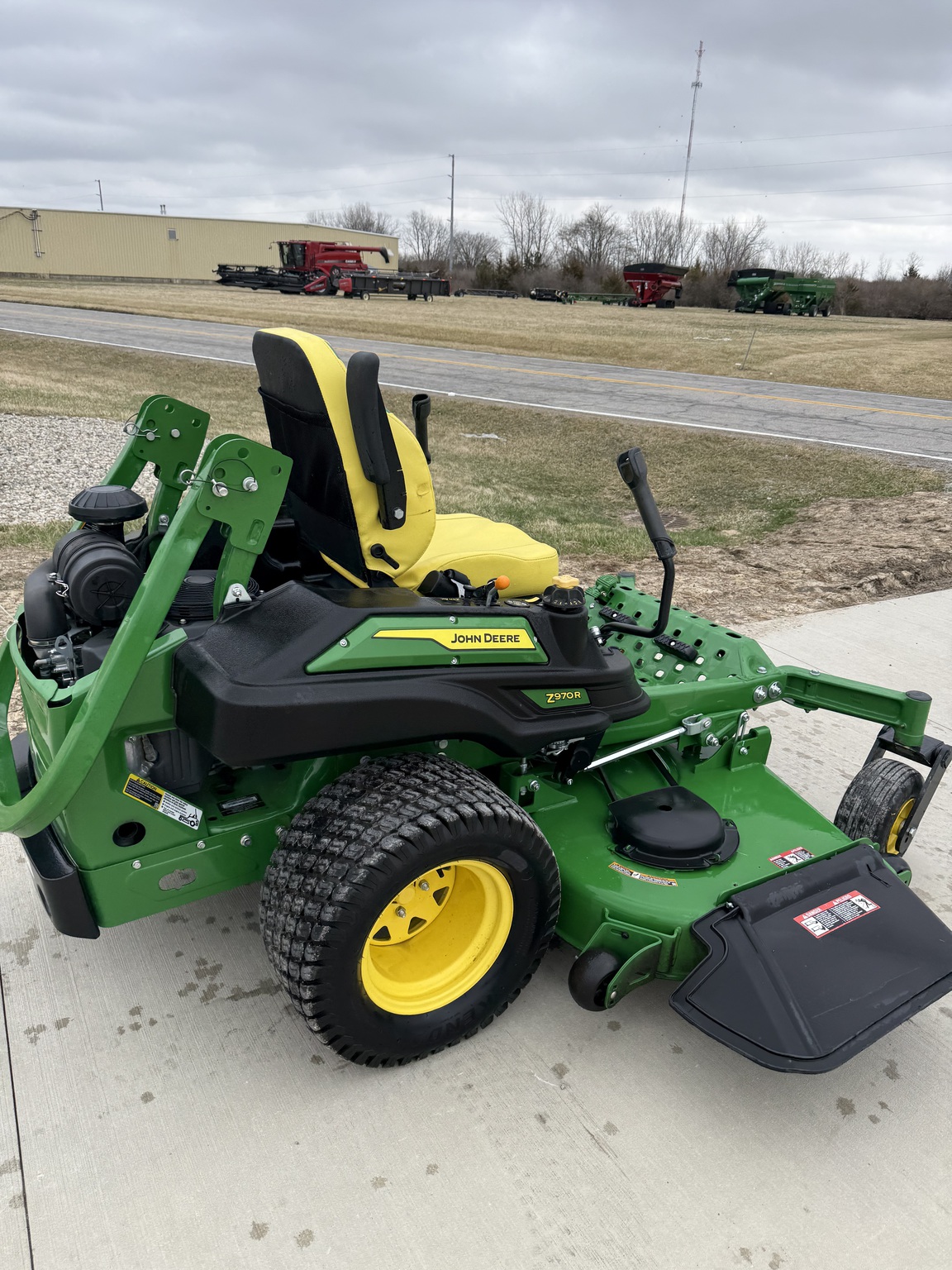 2023 John Deere Z970R Image 5