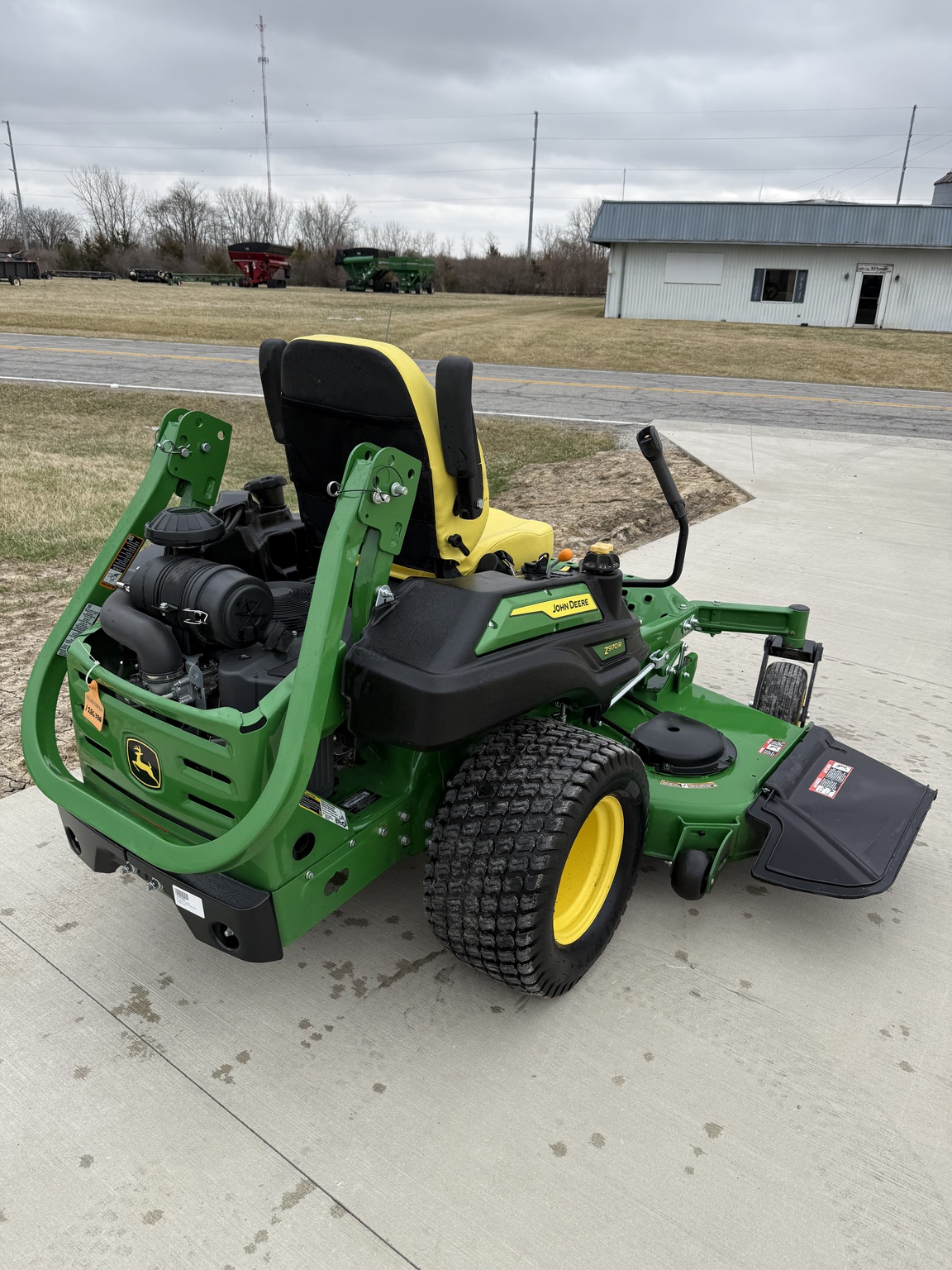 2023 John Deere Z970R Image 6