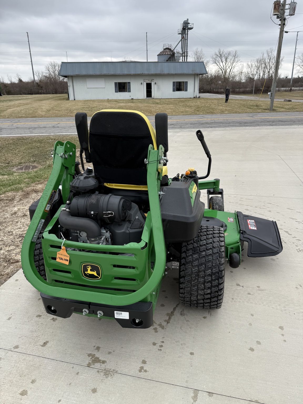 2023 John Deere Z970R Image 7