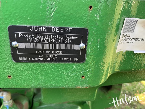 Photo of 2023 John Deere 6105E