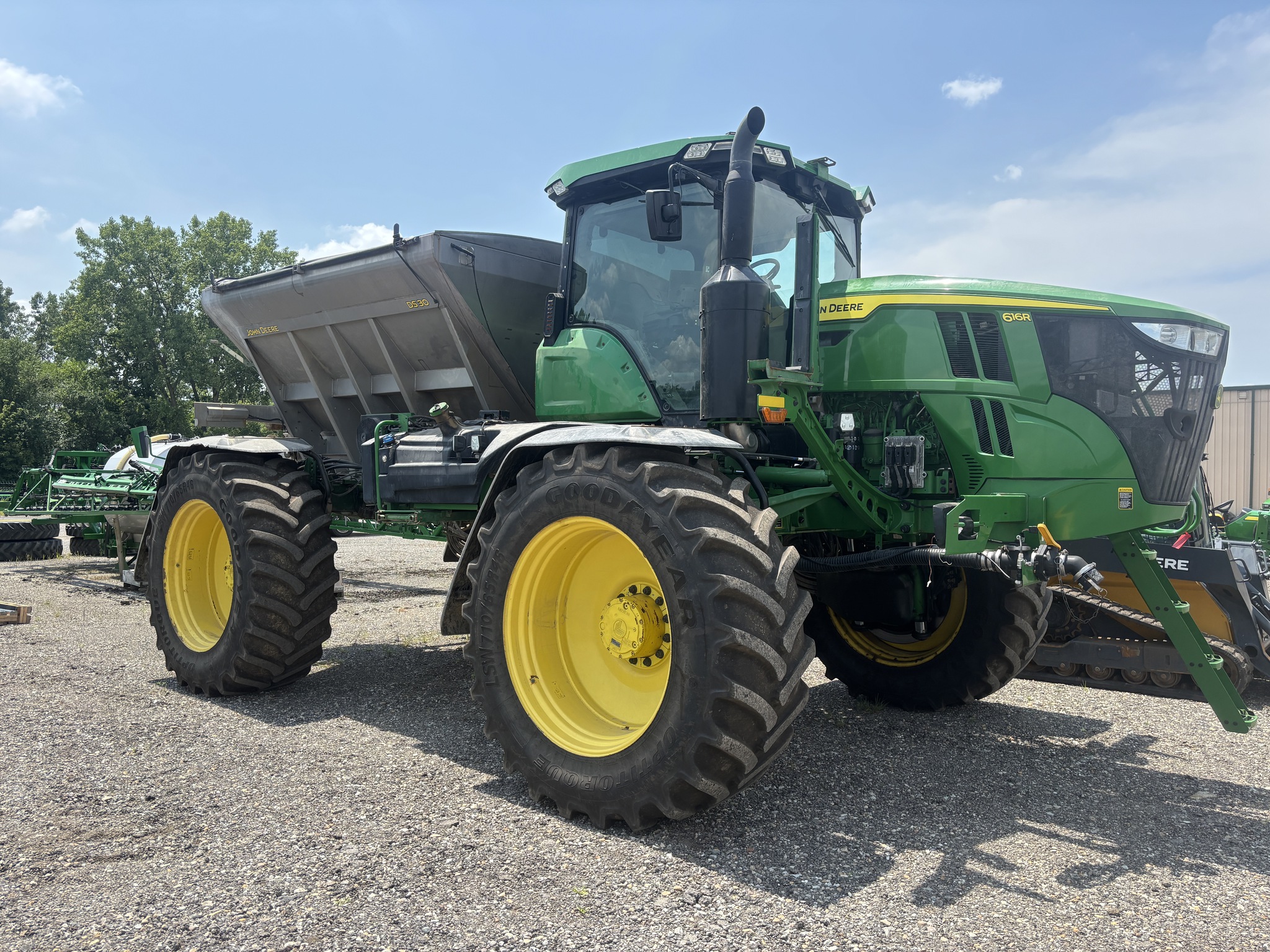 Used 2022 John Deere 616R Self Propelled Sprayers at Koenig Equipment in Greenfield, IN - PhotoXL1