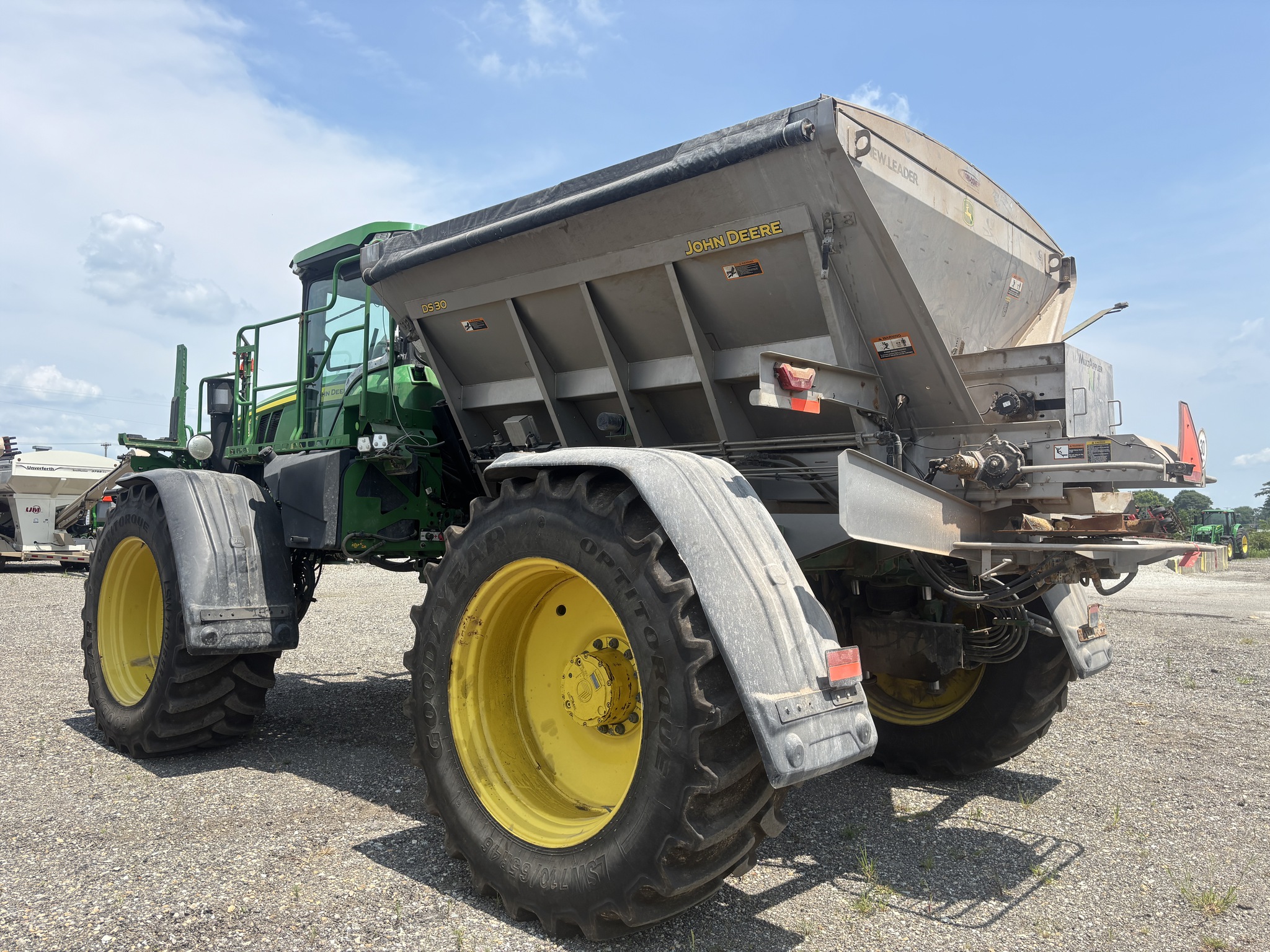 Used 2022 John Deere 616R Self Propelled Sprayers at Koenig Equipment in Greenfield, IN - PhotoXL4