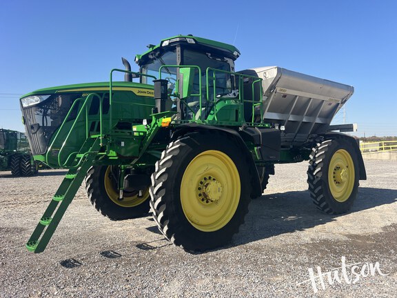 Photo of 2022 John Deere 600R