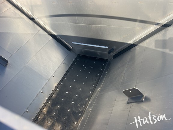 Photo of 2022 John Deere 600R