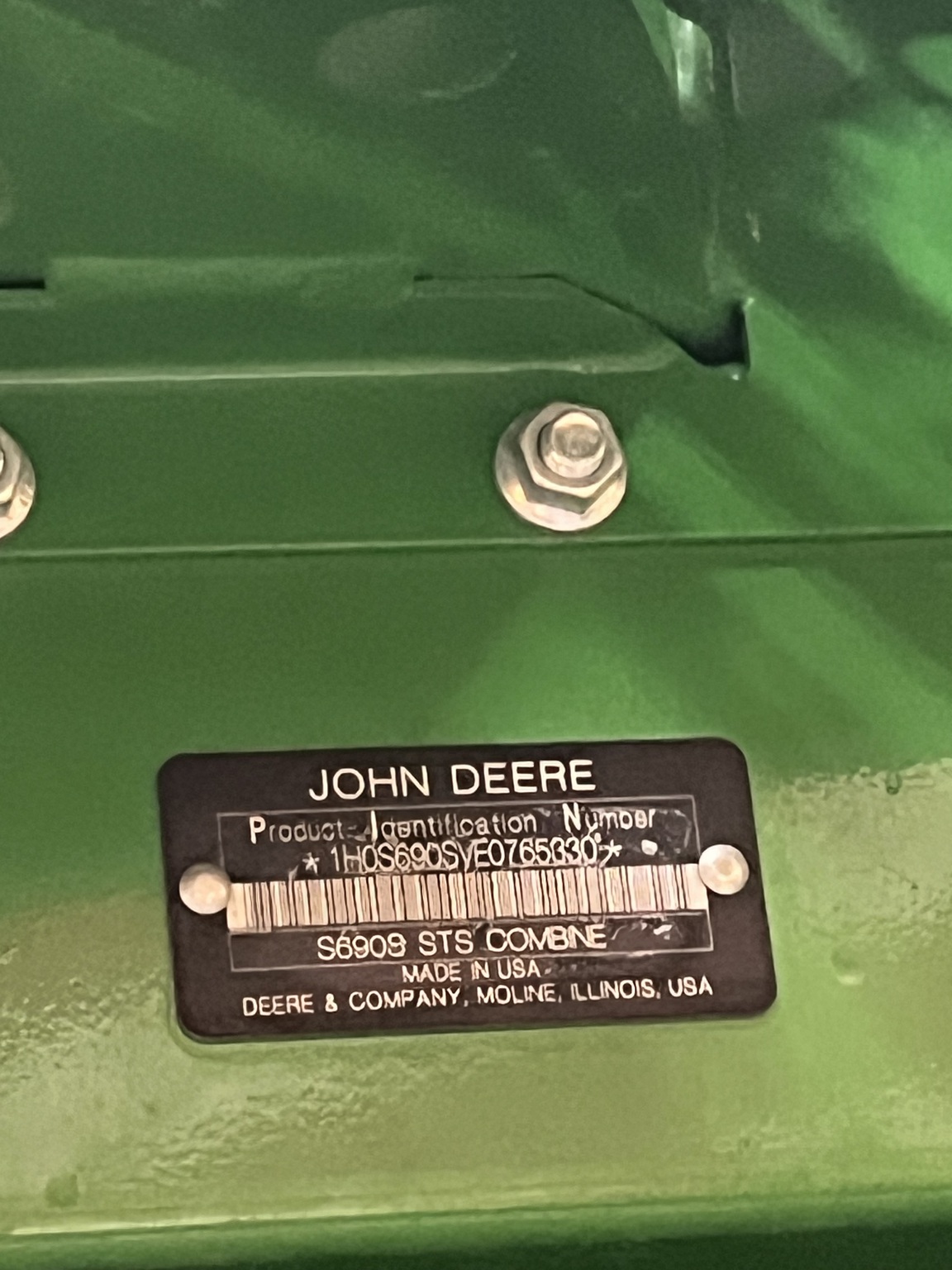 2014 John Deere S690 Image 6