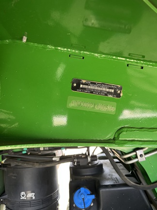 2020 John Deere CP690 Photo 6