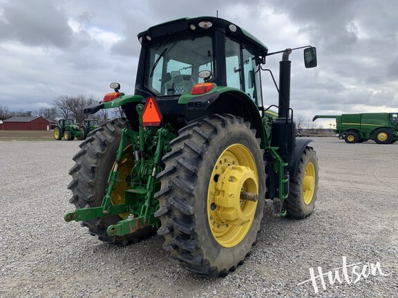 Photo of 2023 John Deere 6195M