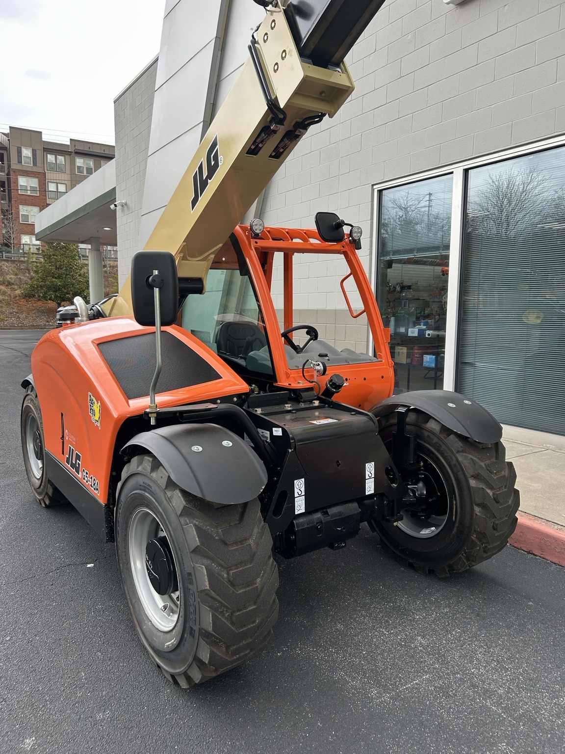 2024 JLG G5-18A Image 1