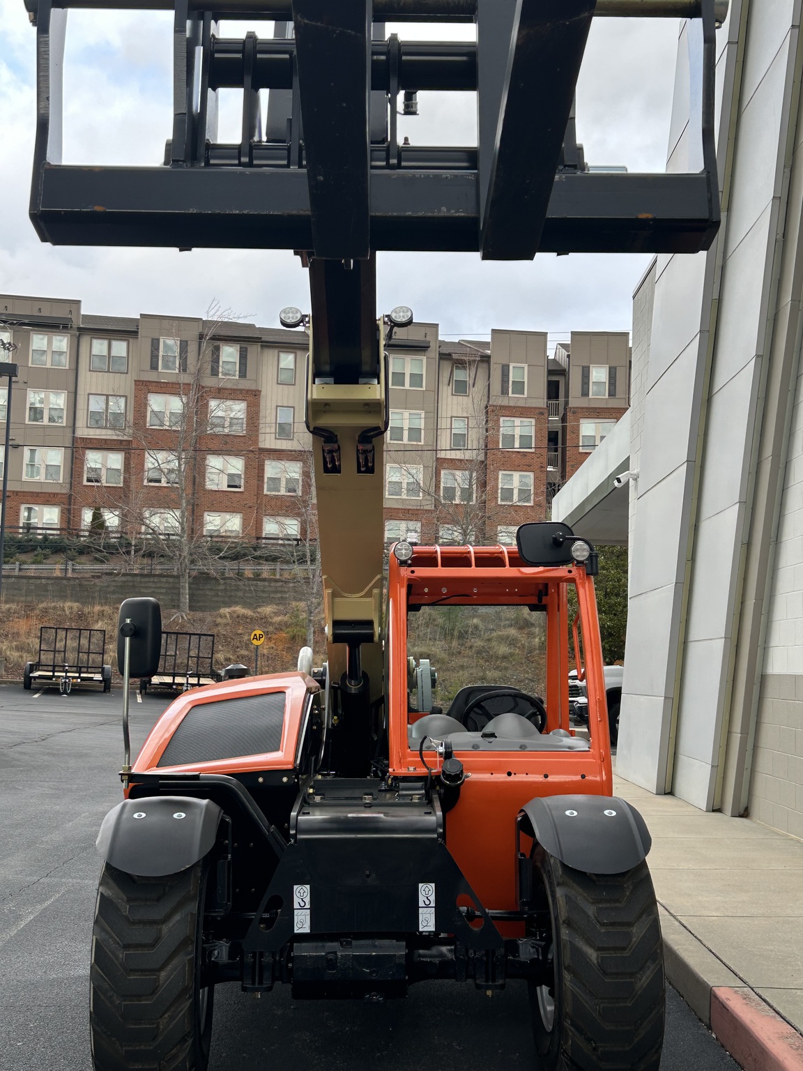 2024 JLG G5-18A Image 3