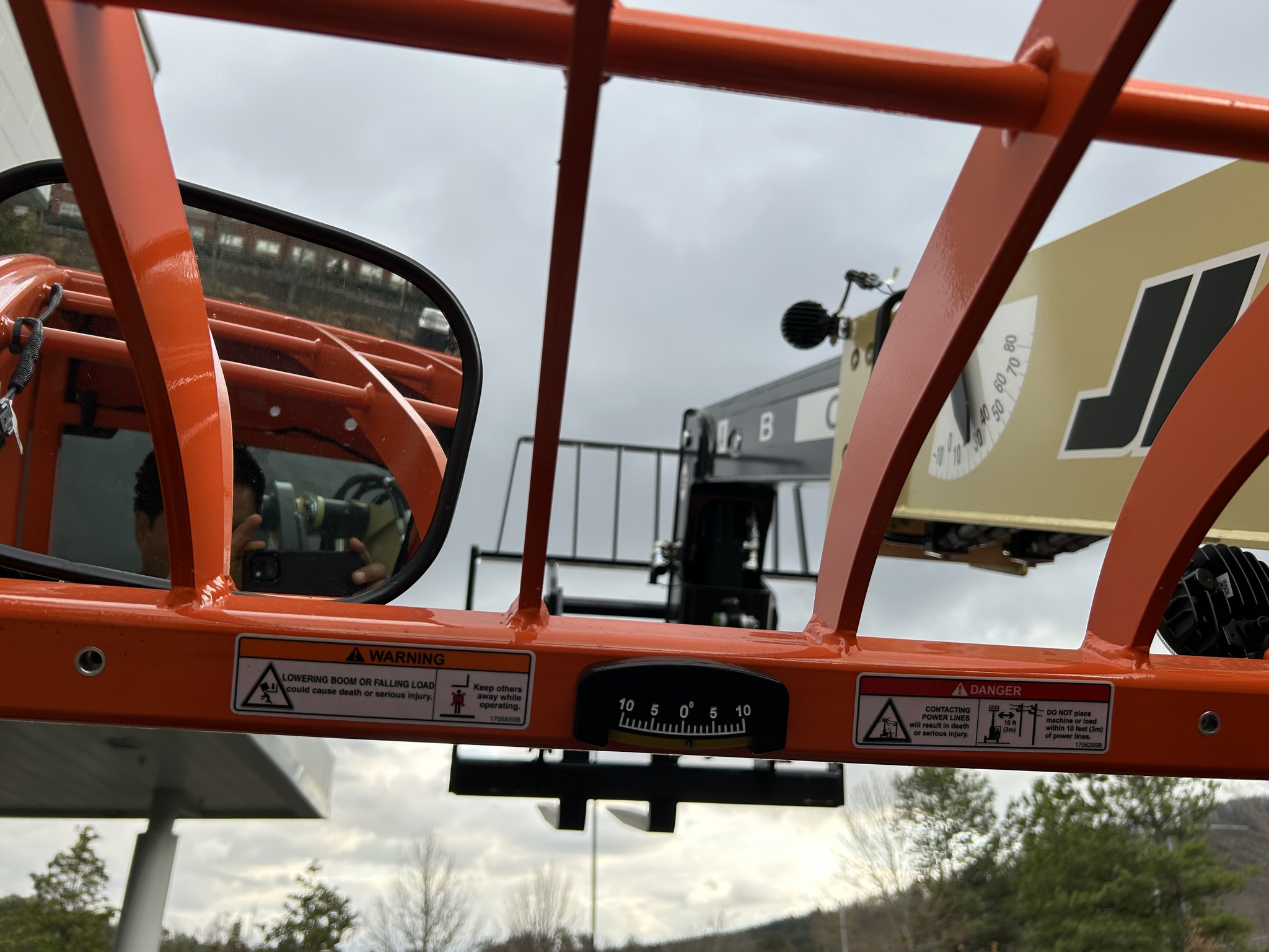 2024 JLG G5-18A Image 10