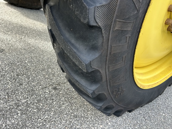 2015 John Deere R4030 Photo 10