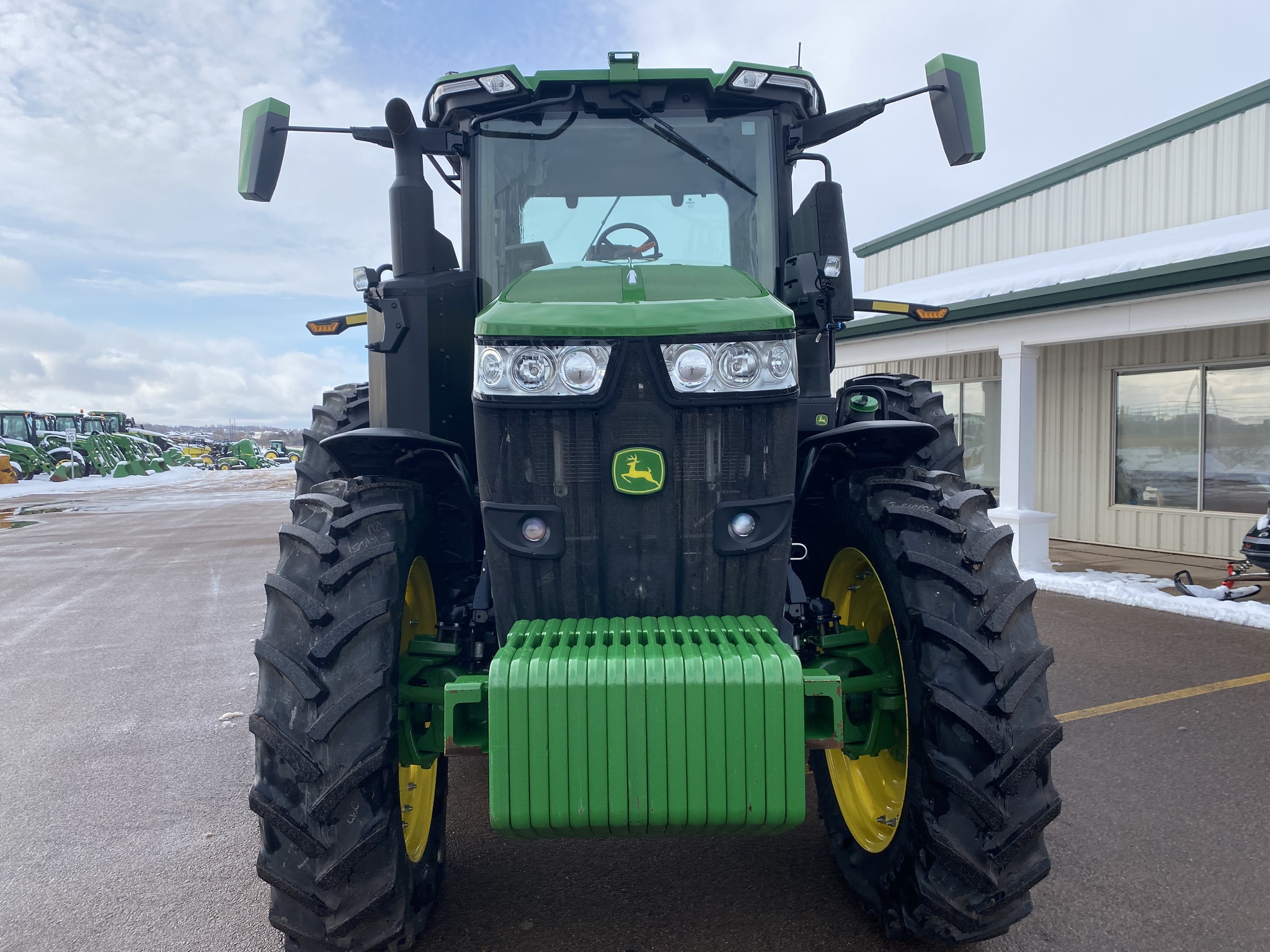2023 John Deere 7R 210 Image 9