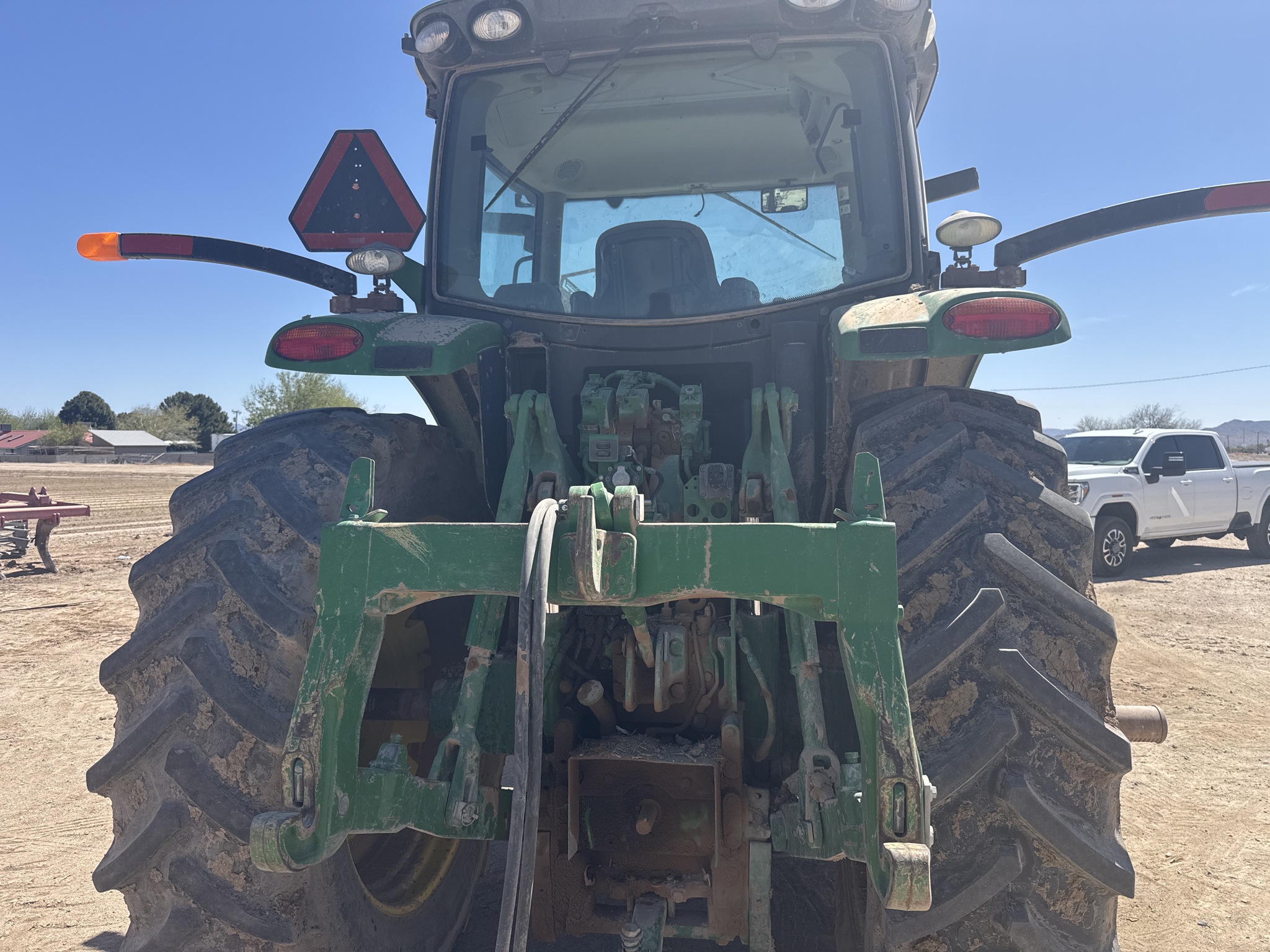 2016 John Deere 6175R Image 6