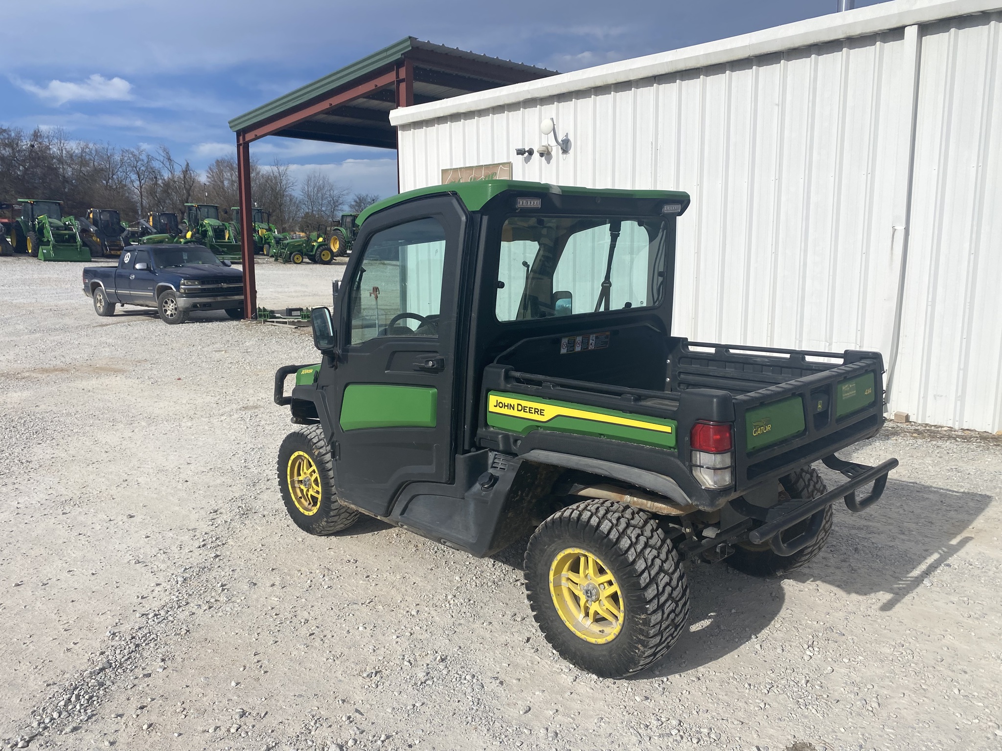  2022 John Deere XUV 835R at Heritage Tractor in Harrison, AR