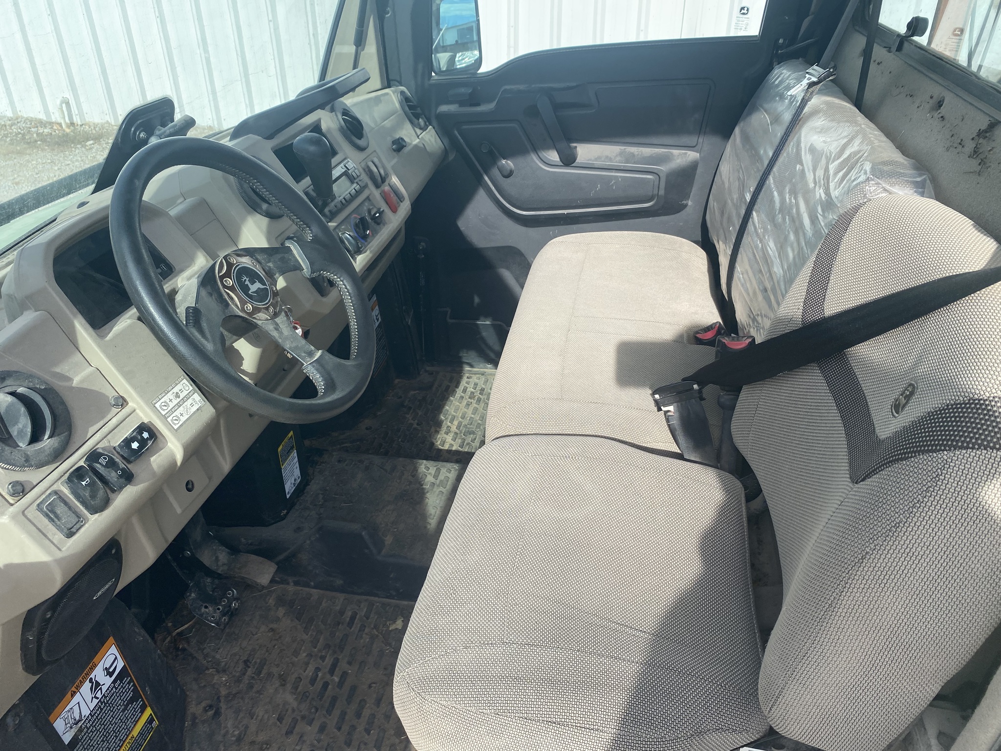  2022 John Deere XUV 835R at Heritage Tractor in Harrison, AR