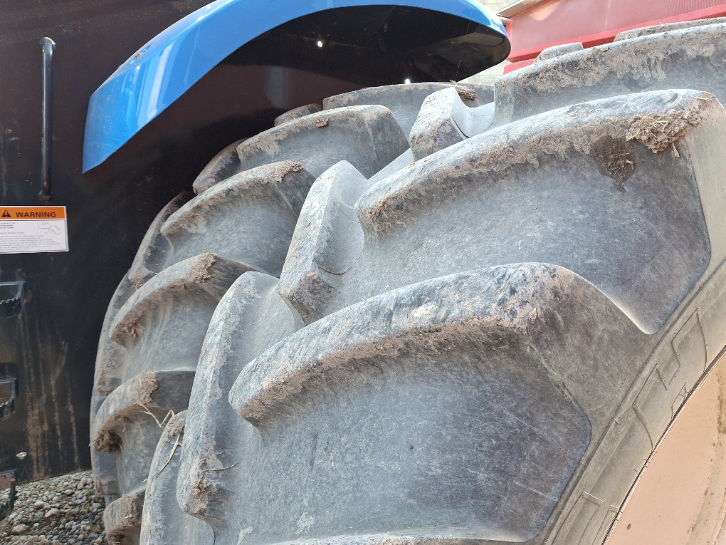 2012 New Holland T9.390 Articulated 4WD Tractors