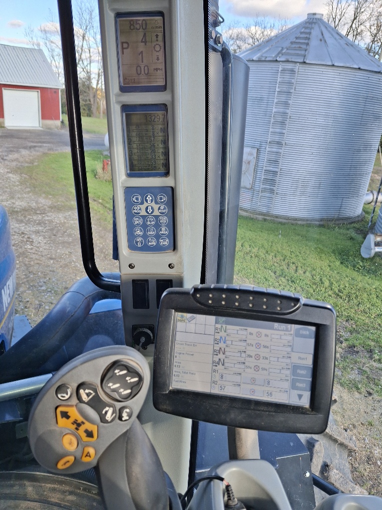 2012 New Holland T9.390 Articulated 4WD Tractors